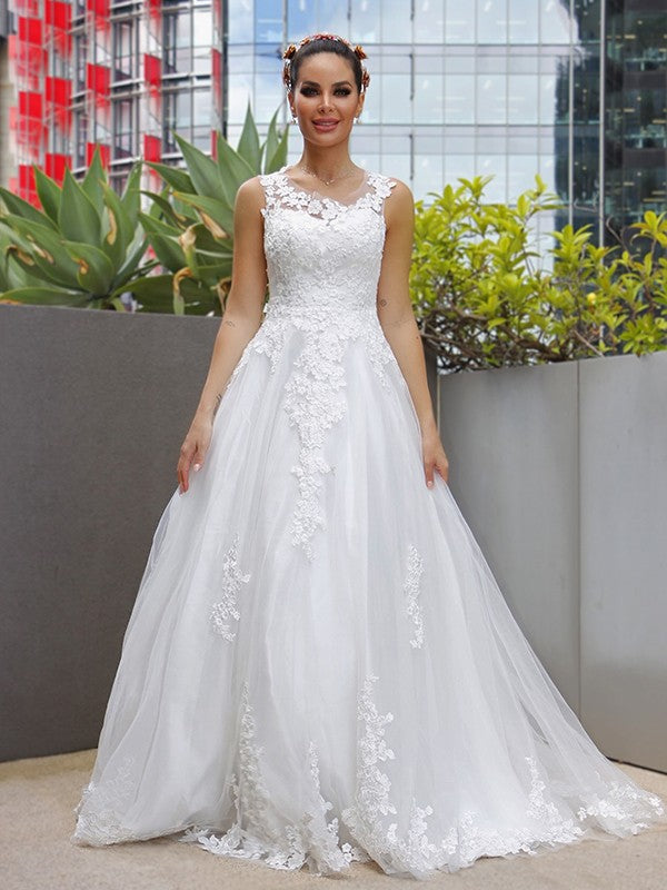 A-Line/Princess Sleeveless Tulle Lace Scoop Sweep/Brush Train Wedding Dresses HEP0006006