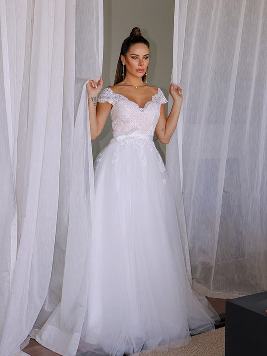 A-Line/Princess Tulle V-neck Sleeveless Lace Floor-Length Wedding Dresses HEP0006410