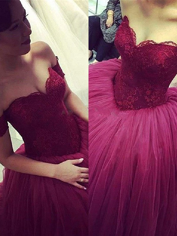 Ball Gown Sleeveless Off-the-Shoulder Sweep/Brush Train Applique Tulle Dresses HEP0002525