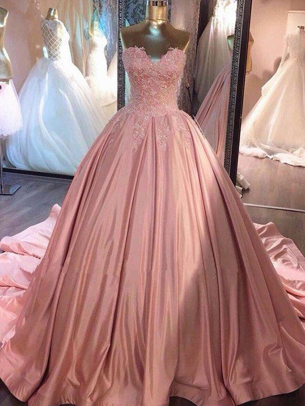 Ball Gown Sleeveless Sweetheart Court Train Lace Satin Dresses HEP0001701