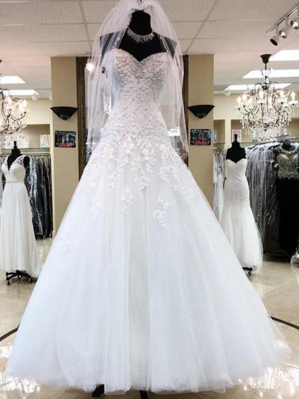 Ball Gown Sleeveless Sweetheart Applique Tulle Floor-Length Wedding Dresses HEP0006561