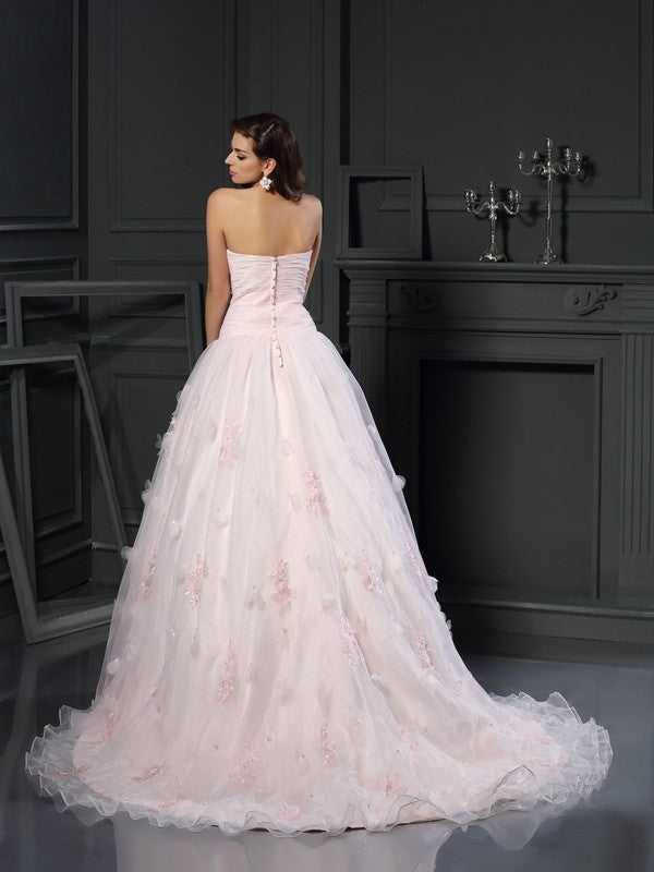 Ball Gown Sweetheart Ruffles Sleeveless Long Organza Wedding Dresses HEP0006473